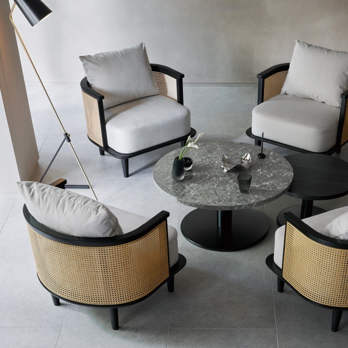 フラフィーイス【FLUFFY】業務用 木製ラウンジチェアの画像