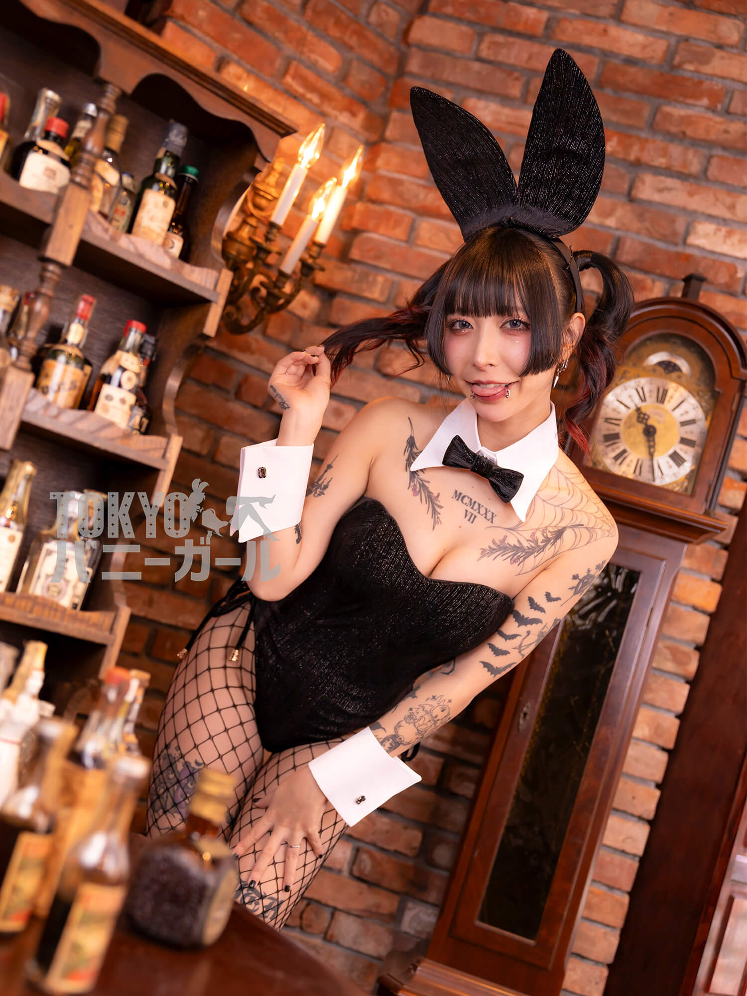 【大きいサイズ】バニーガール衣装 9点セット【金糸ベロア・ブラック 1番】プレーン バニー衣装・裏地付の画像
