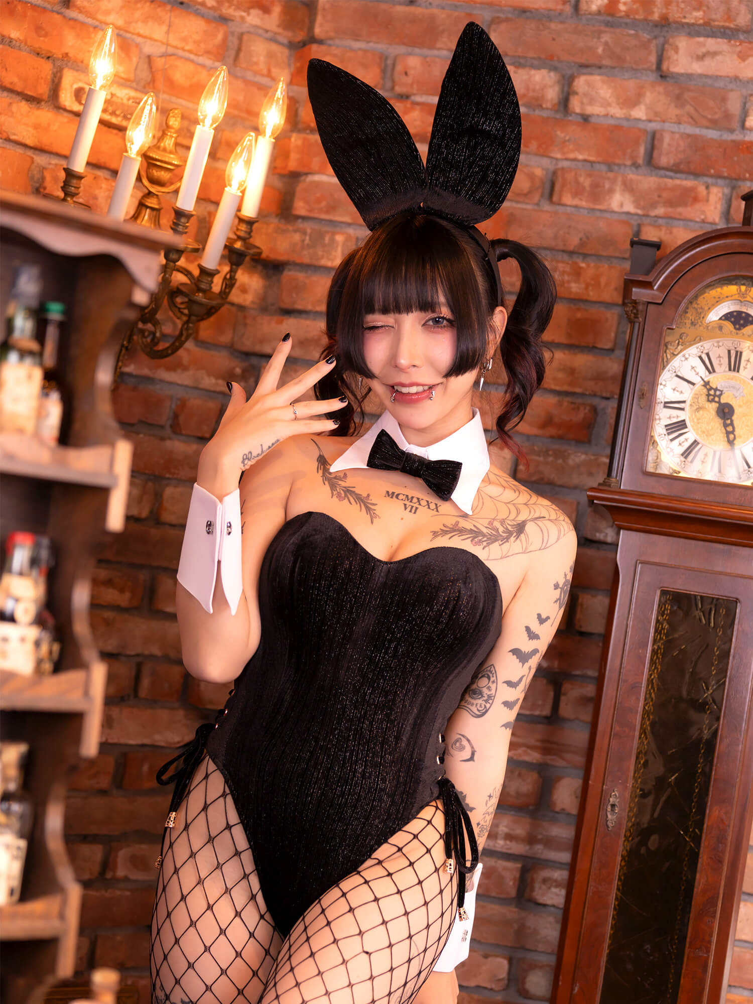 【大きいサイズ】バニーガール衣装 9点セット【金糸ベロア・ブラック 1番】プレーン バニー衣装・裏地付の画像
