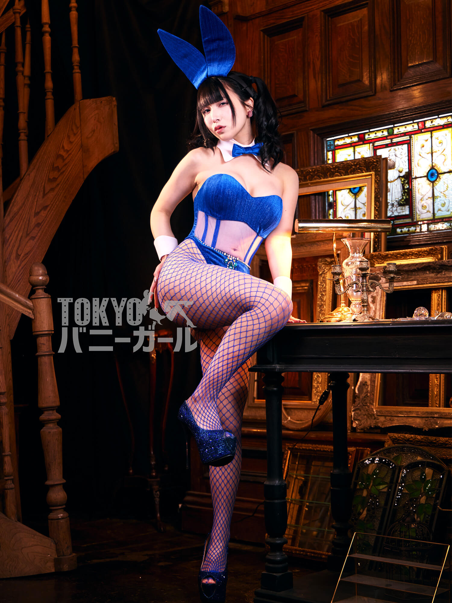 バニーガール 衣装 9点セット 飾り付【金糸ベロア・ブルー18番】ドレスアップ バニー衣装・裏地付の画像