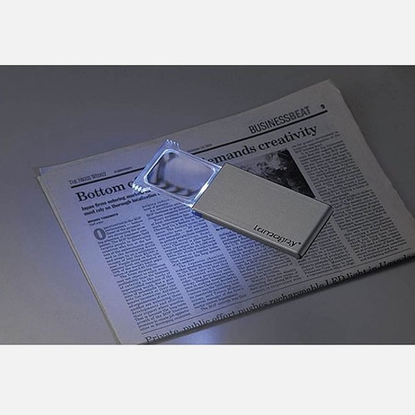 スライド式LEDライトルーペ（シルバー/2倍）9635（7599）の画像