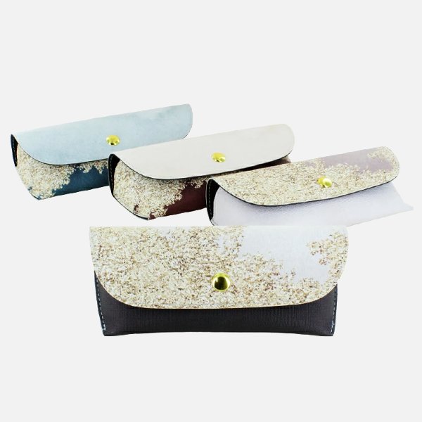 セミハード　マグネット式メガネケース　絵画タッチ　花柄ケース　2579の画像